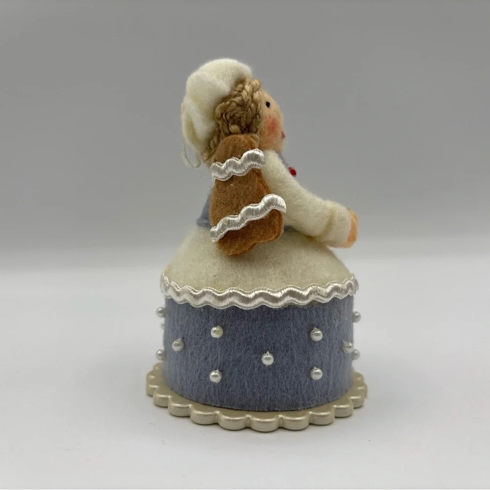 Hallmark Keepsake 2012 Sweet Angel‎ Cake Christmas Tree Ornament Handcrafted